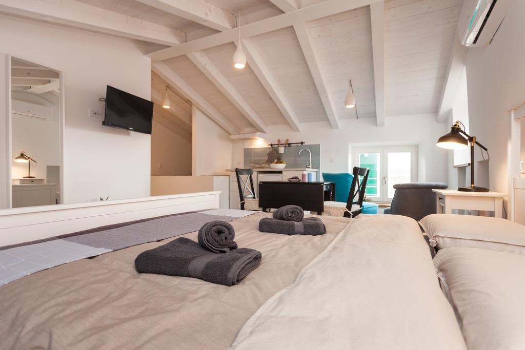 Apartments And Rooms Hey Rovinj Zewnętrze zdjęcie