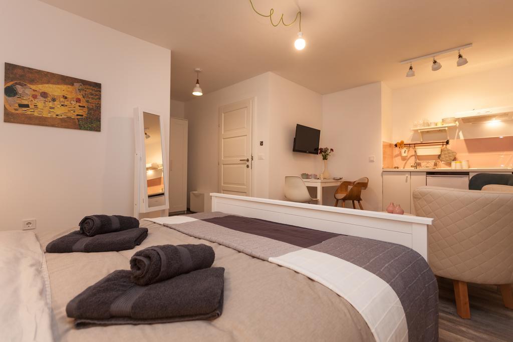 Apartments And Rooms Hey Rovinj Zewnętrze zdjęcie